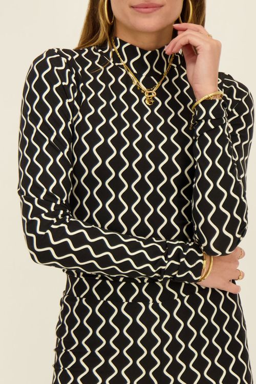 Zwarte top met col en swirl print
