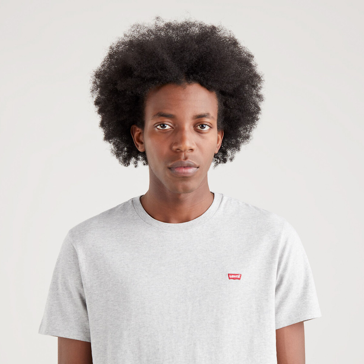 Camiseta LEVI'S com gola redonda e logo no peito