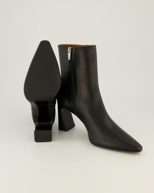 Konstantin Starke T-07 Stiefeletten in Schwarz