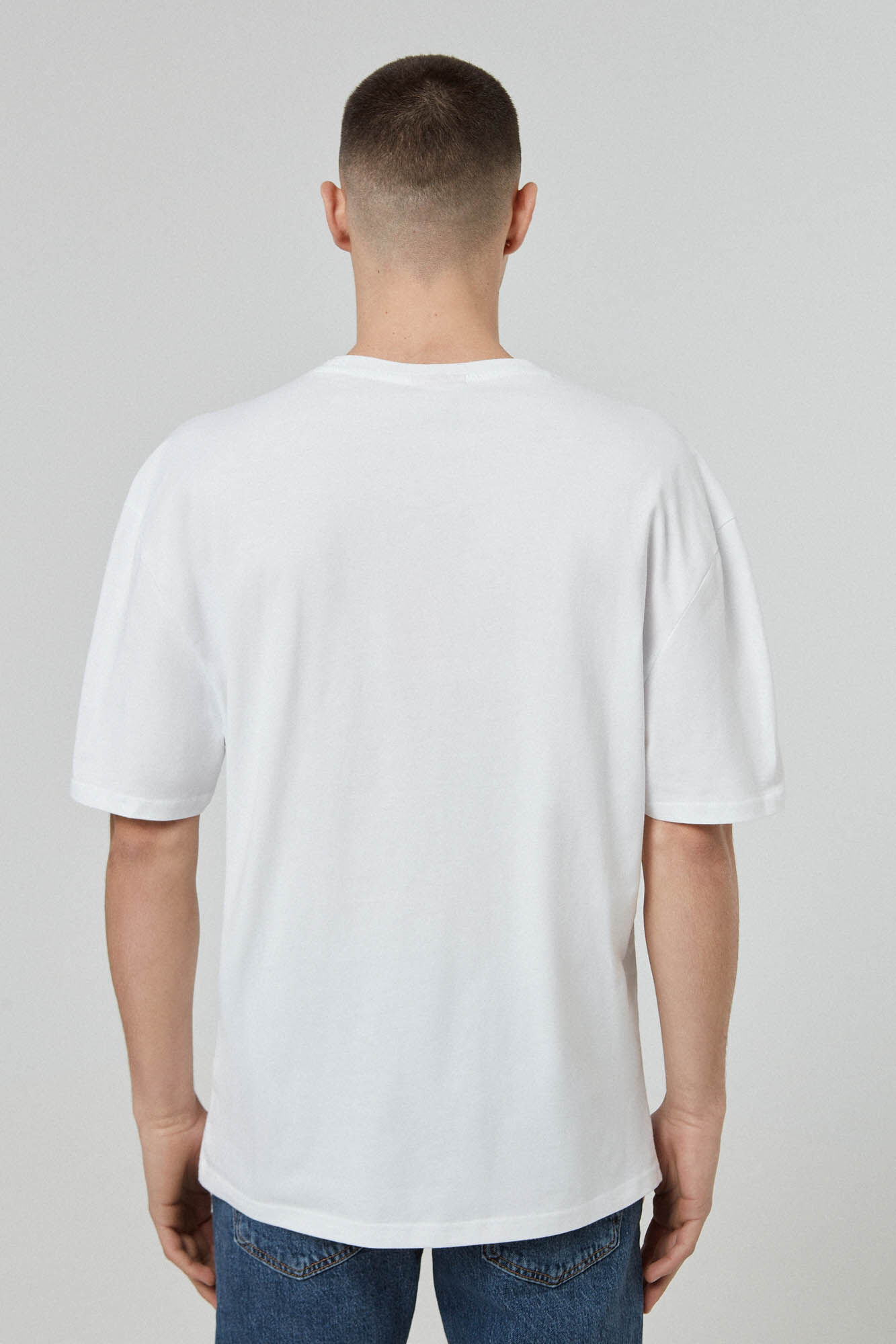 Camiseta cuello redonda - branca