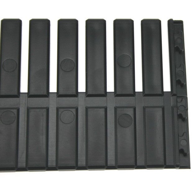 Adam Hall 87402T universele rackladeverdeler 2U (p/stuk)