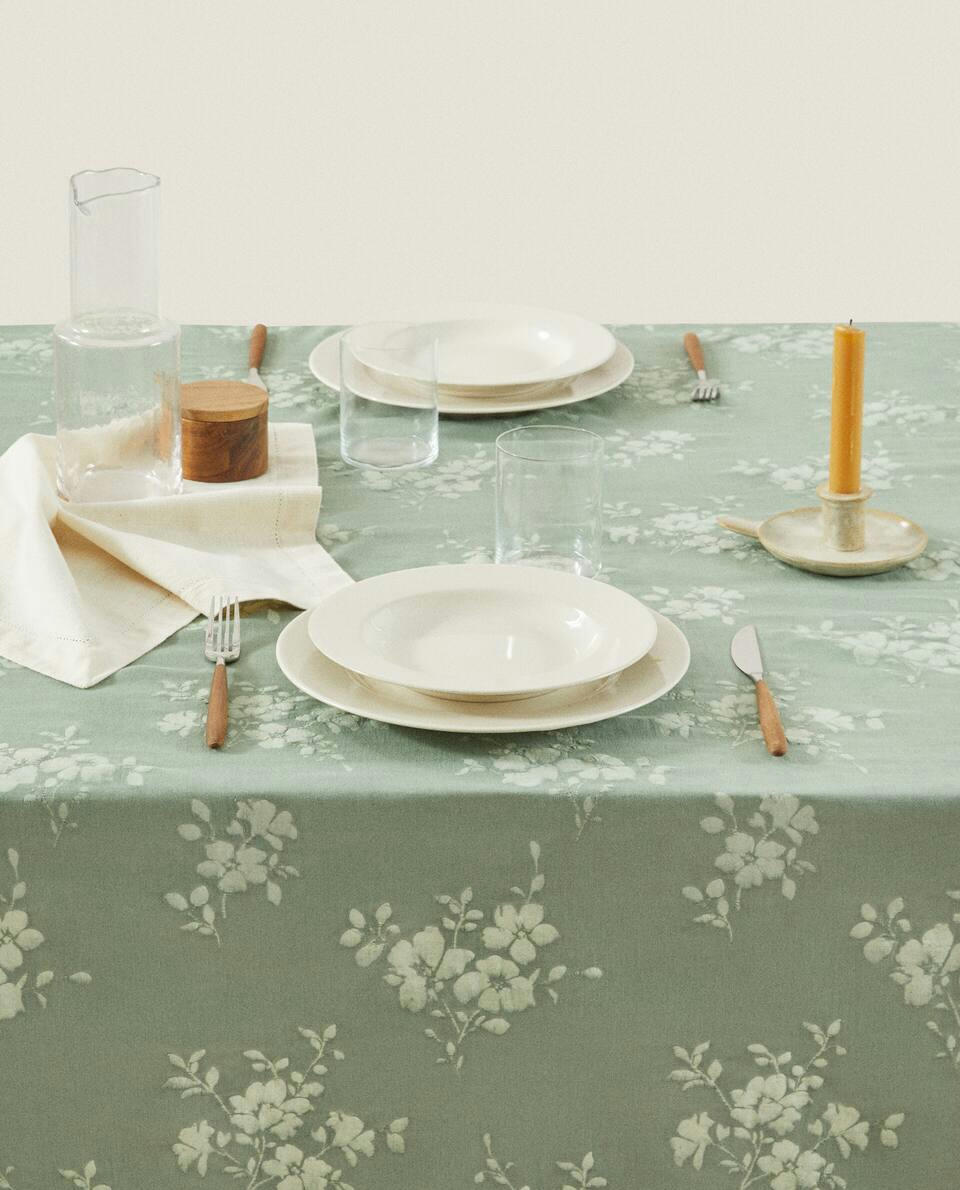 TOALHA DE MESA FLORAL DE ALGODÃO LAVADO