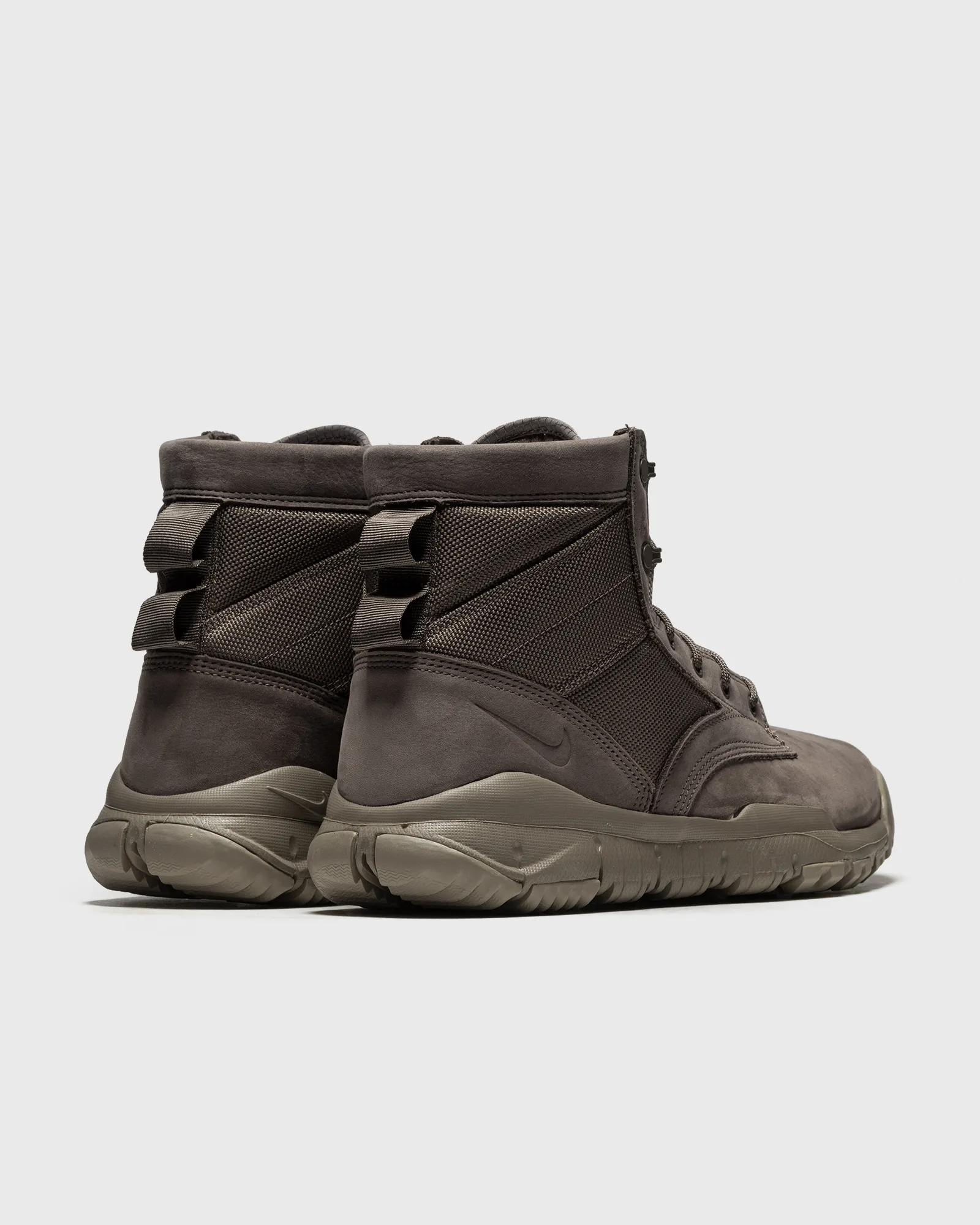 Nike SFB 6