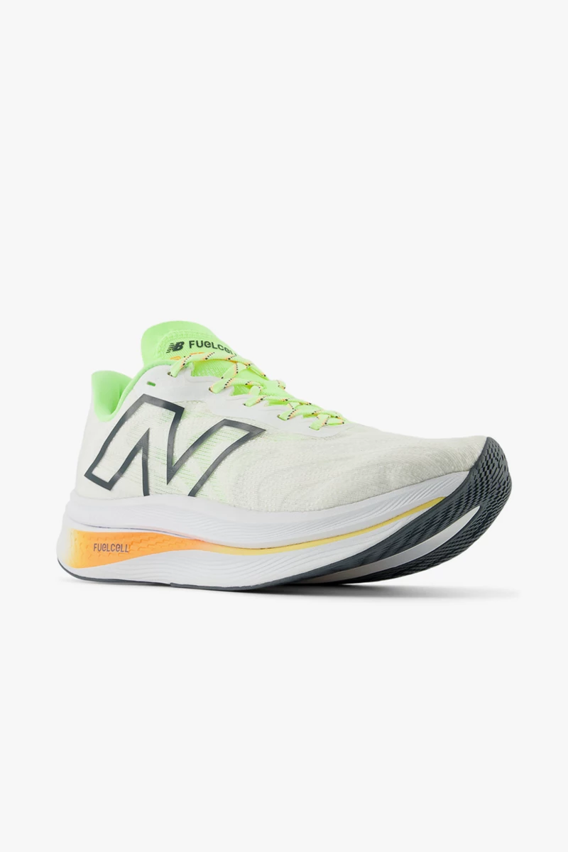 New Balance SuperComp Trainer v3 Herren Laufschuh