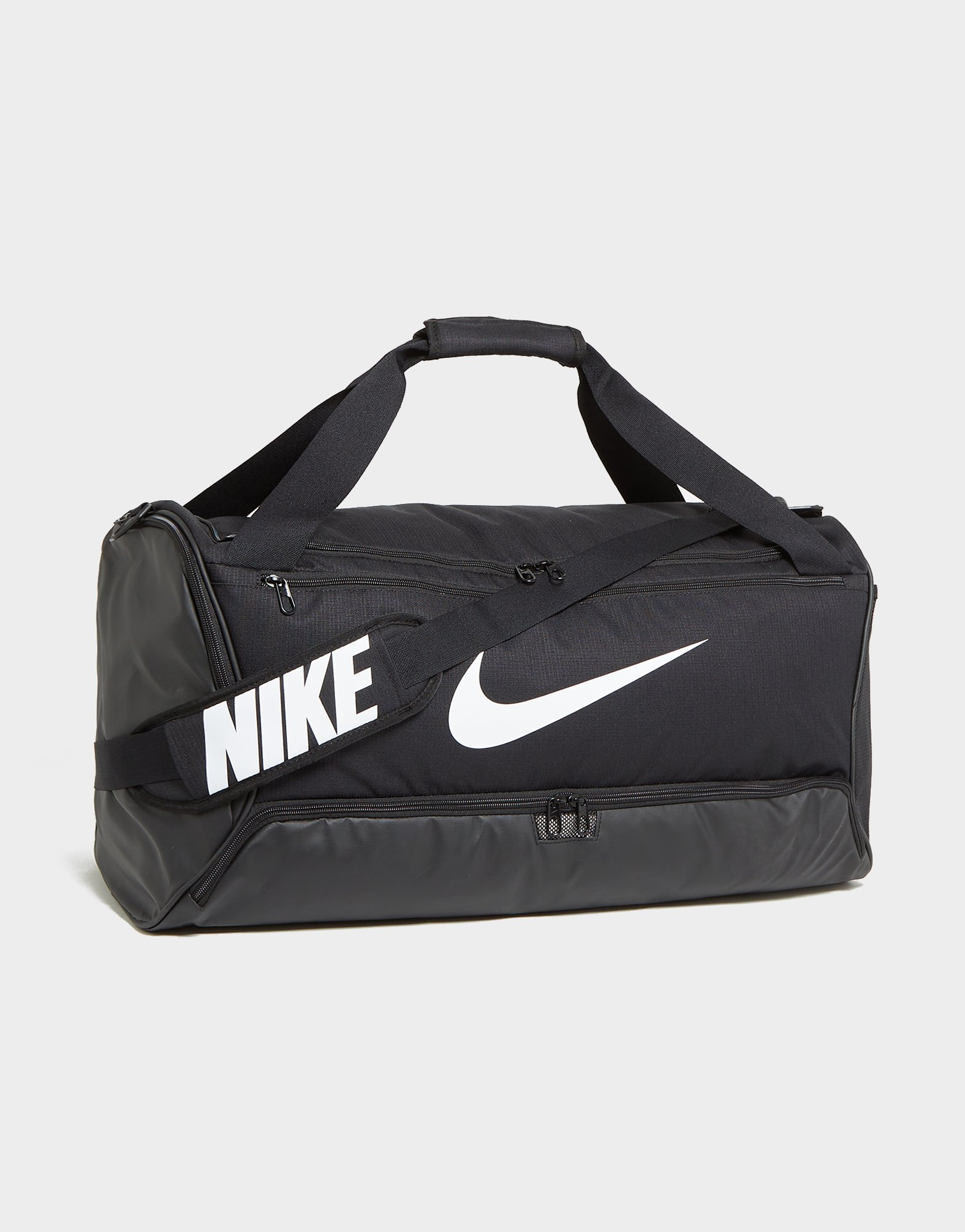 Nike Medium Brasilia Bag