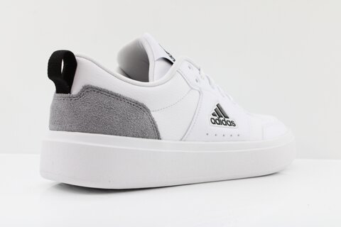Adidas Sneaker