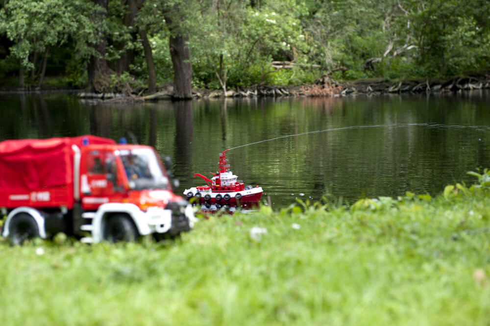 RC-Feuerlöschboot TC-08 2.4G 100% RTR