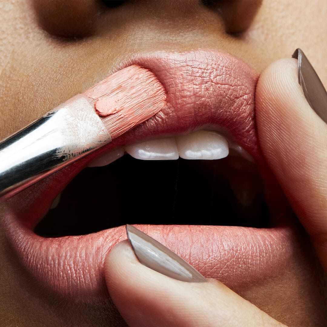 MAC SATIN LIPSTICK