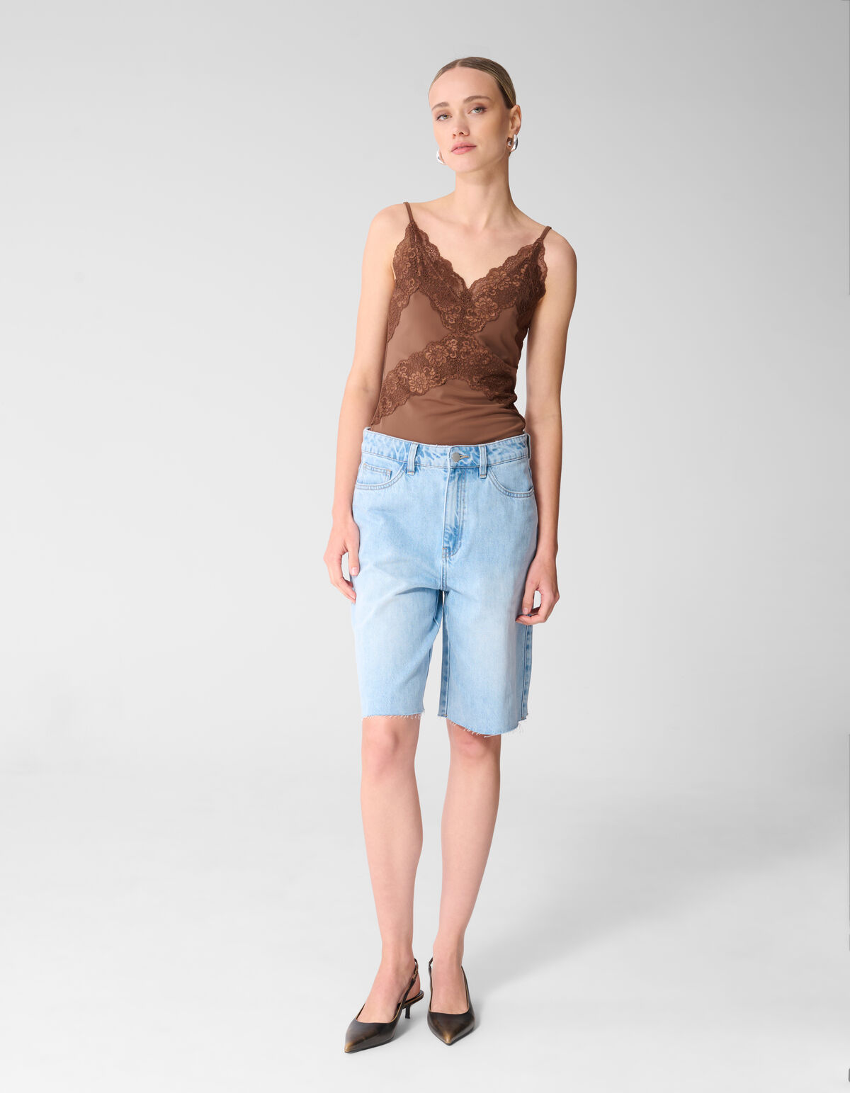 Lace Mix Singlet Bruin
