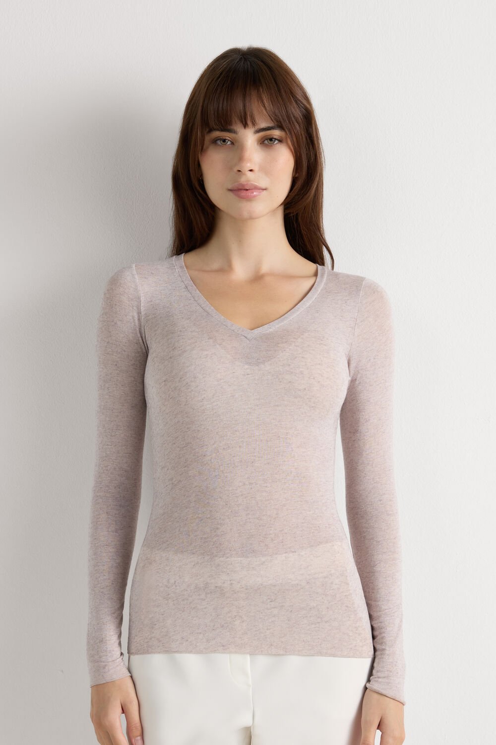 Blusa com decote em V em Modal Ultraleve com Caxemira