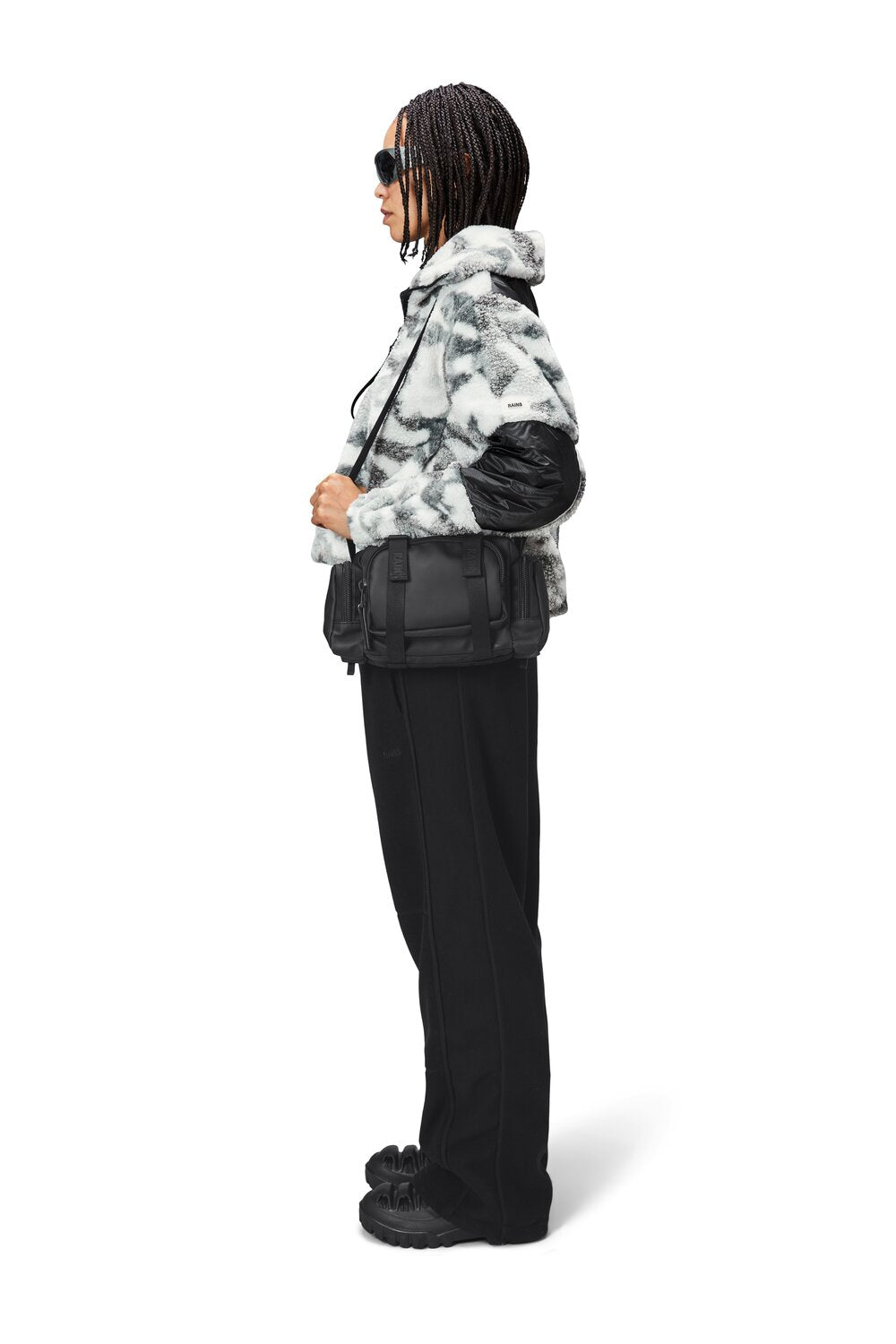 RAINS  Trail crossbodytaske - sort