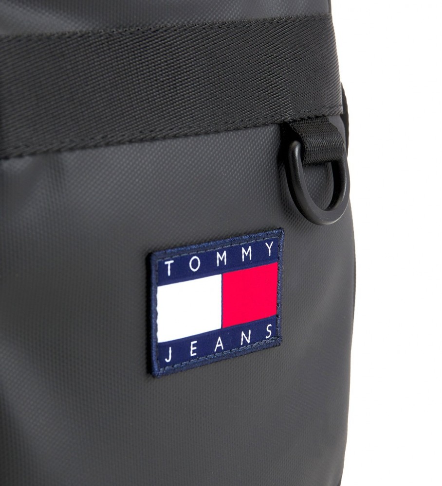 Bolsa de ombro Tommy Jeans Elev Reporter, preta