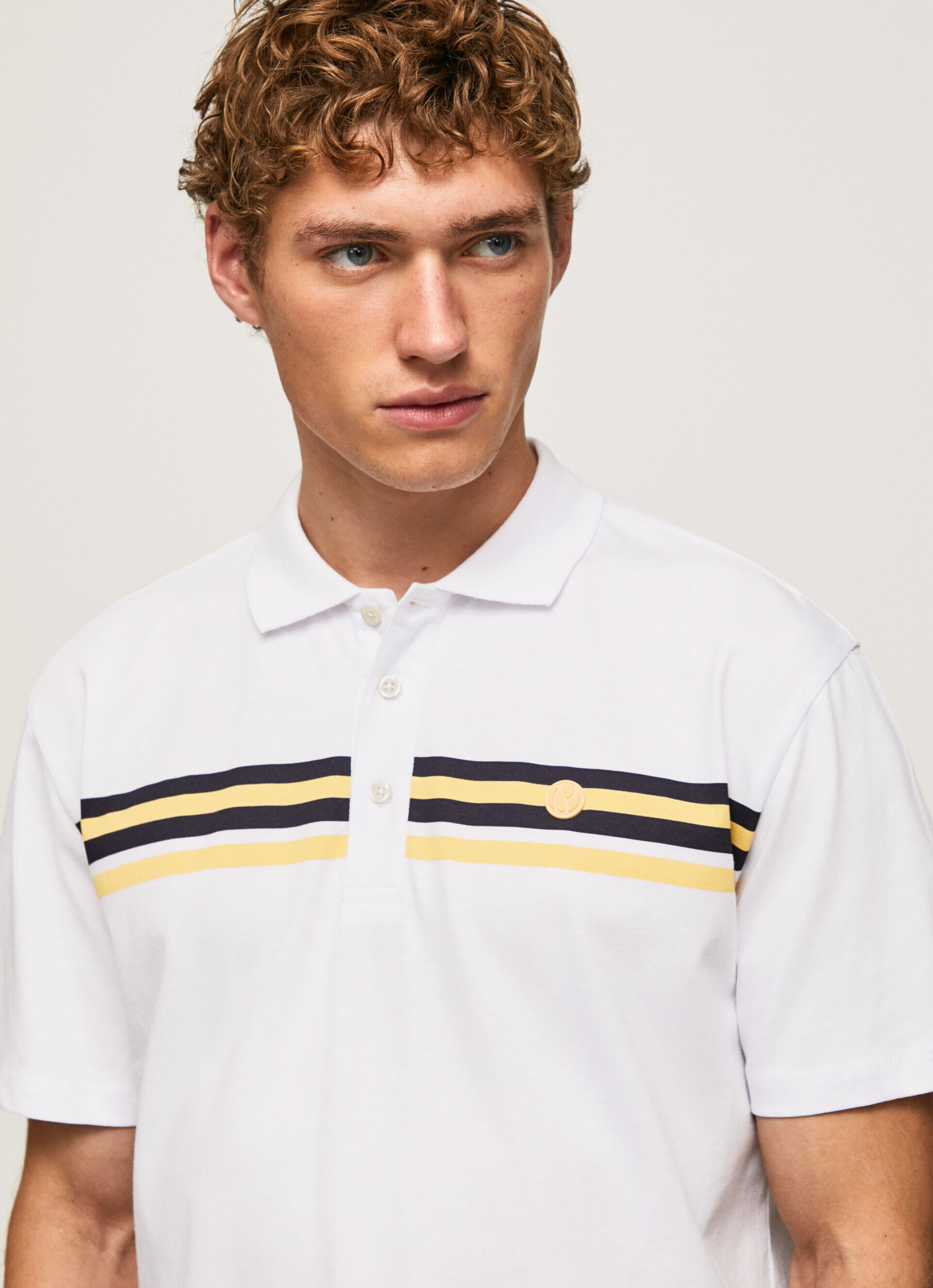 Camisa polo de algodão com detalhes listrados - branca
