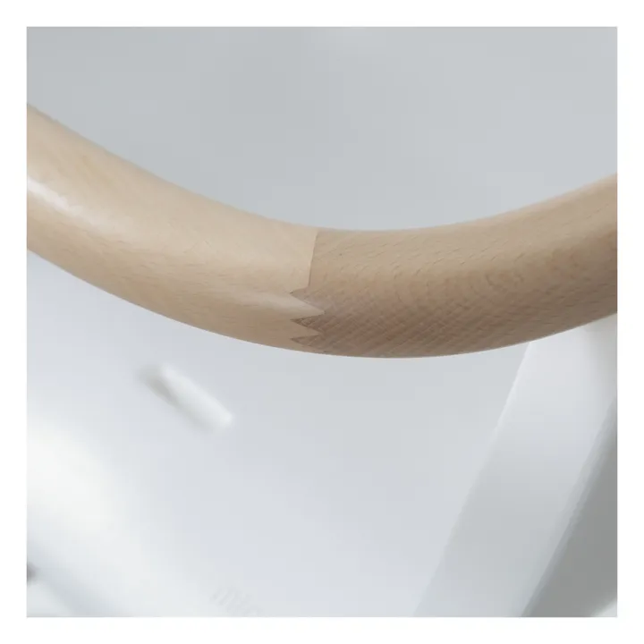 Micuna Chaise haute OVO LUXE ONE harnais en simili cuir beige | Blanc