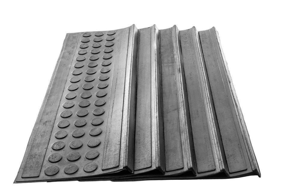 Jet-Line Stufenmatten MELINA 5er-Set Außenbereiche Treppenmatten Antirutschmatte 25x75cm schwarz