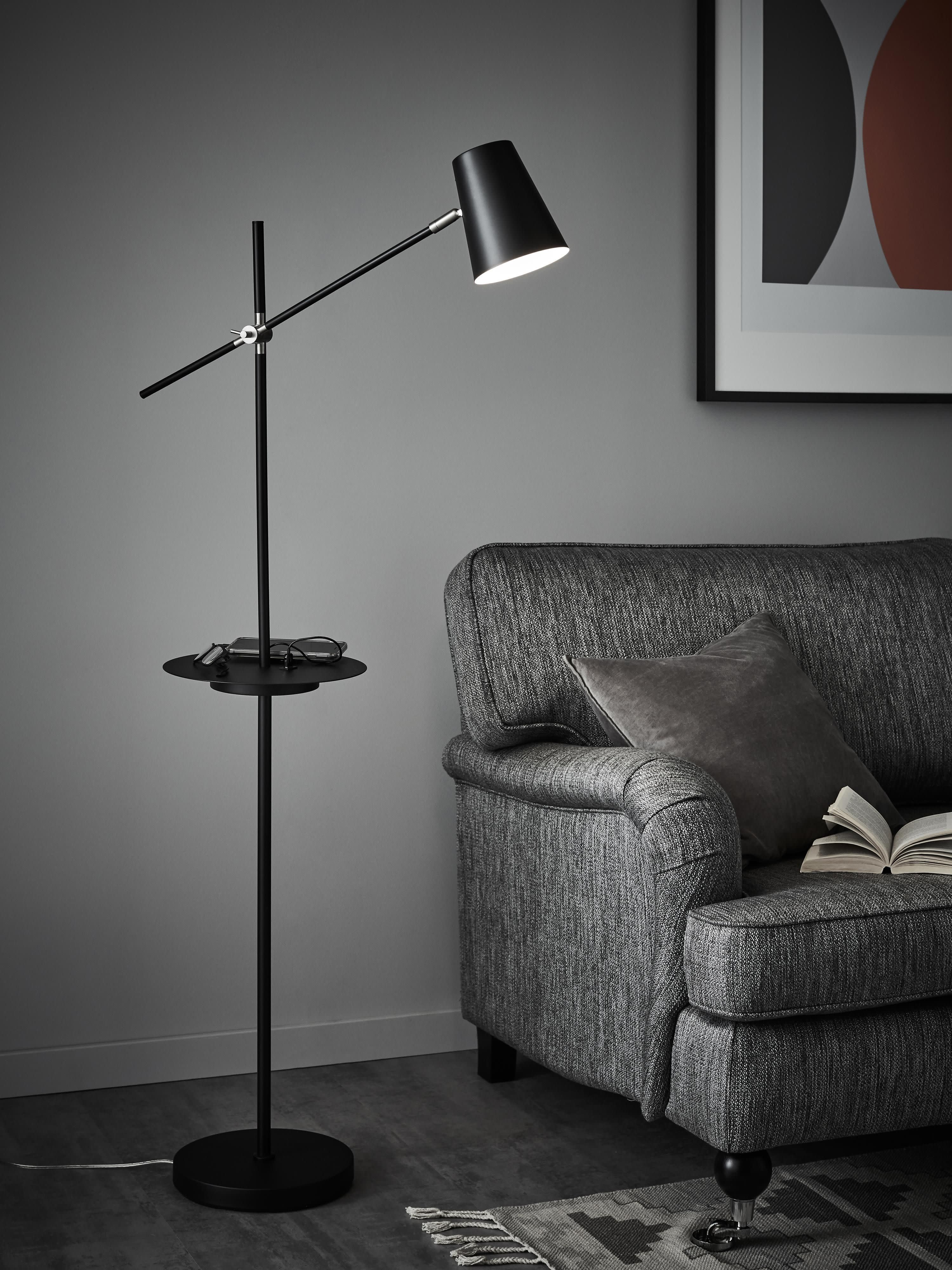 Leeslamp Linear met plank en oplader