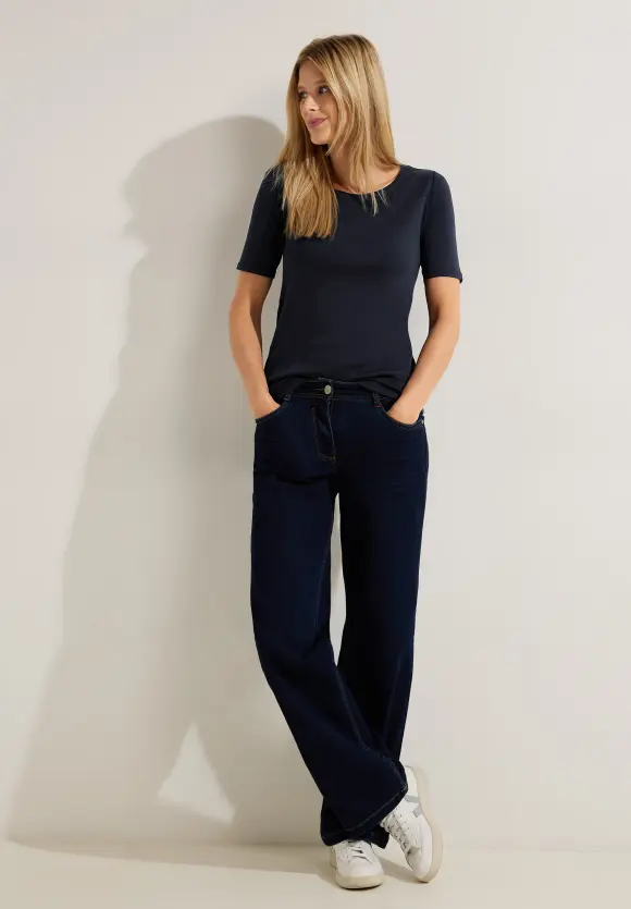 Basic T-Shirt in Unifarbe - deep blue