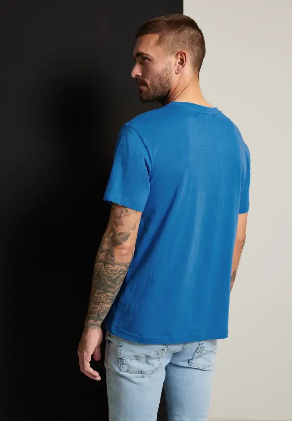 T-Shirt mit Brustprint - sonic blue