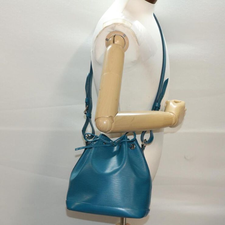 Louis Vuitton Vintage Louis Vuitton Noe Blue