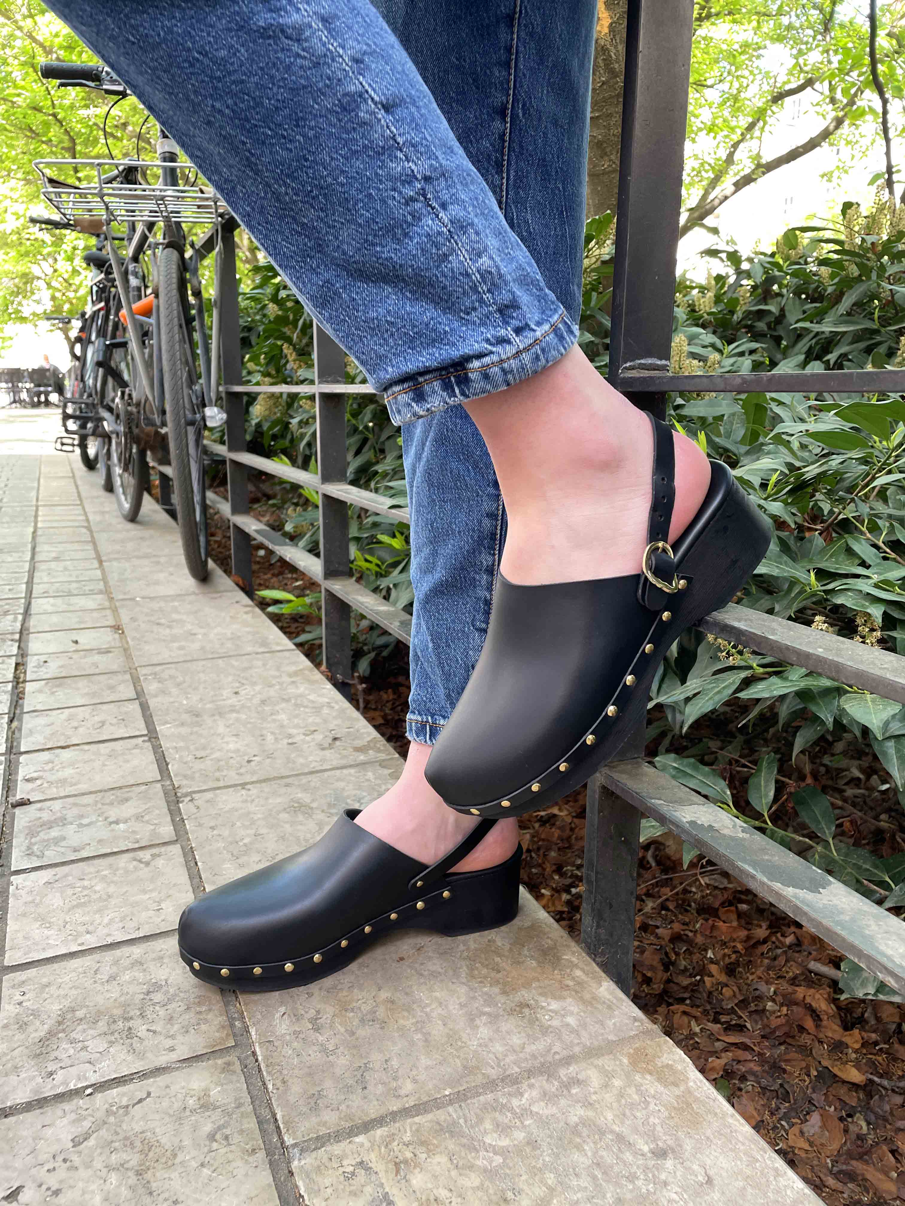 ANCIENT GREEK SANDAL - CLASSIC CLOG NOIR