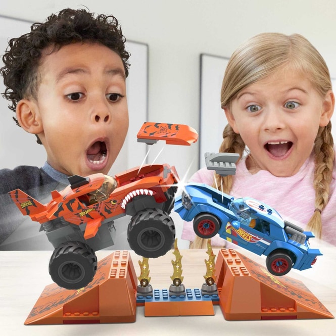 Hot Wheels - Mega - Monster Trucks - Tiger Shark Crash Wettkampf