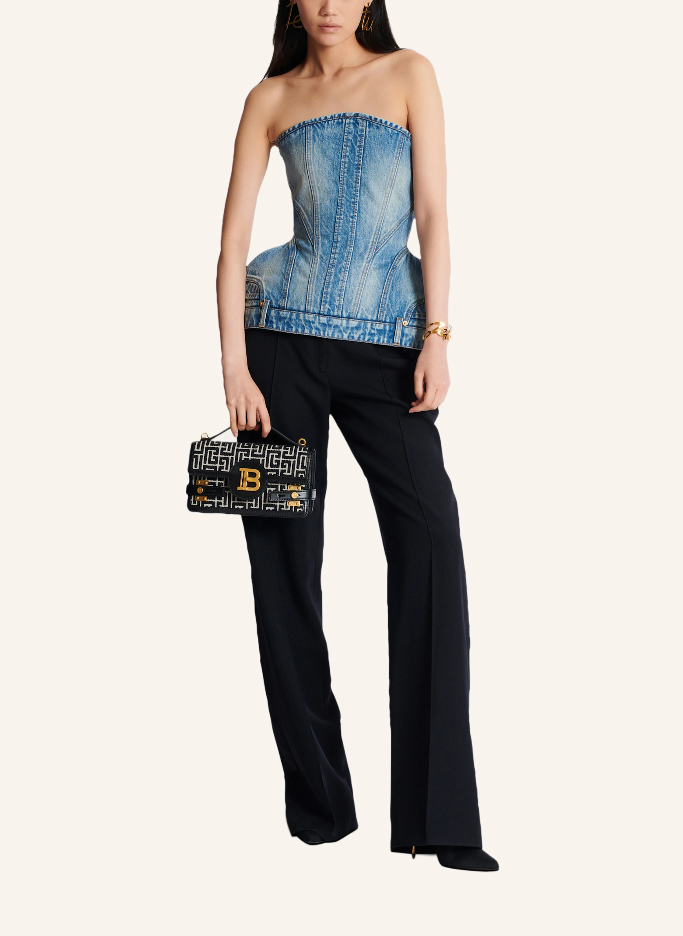 BALMAIN Tasche B-Buzz Shoulder 24 aus Jacquard-Canvas mit PB-Monogramm und Kalbsleder