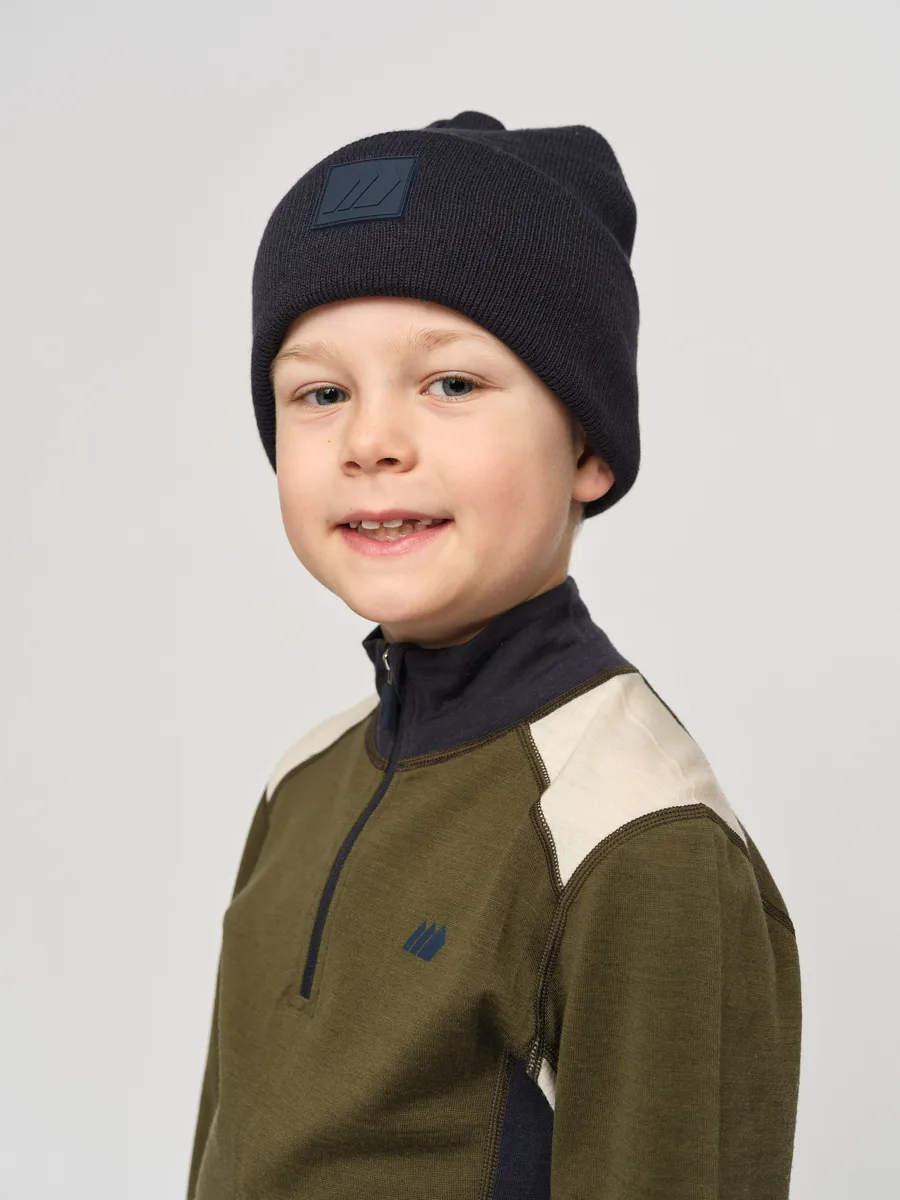 Skogstad J Fast Strikket Lue Parisian Night