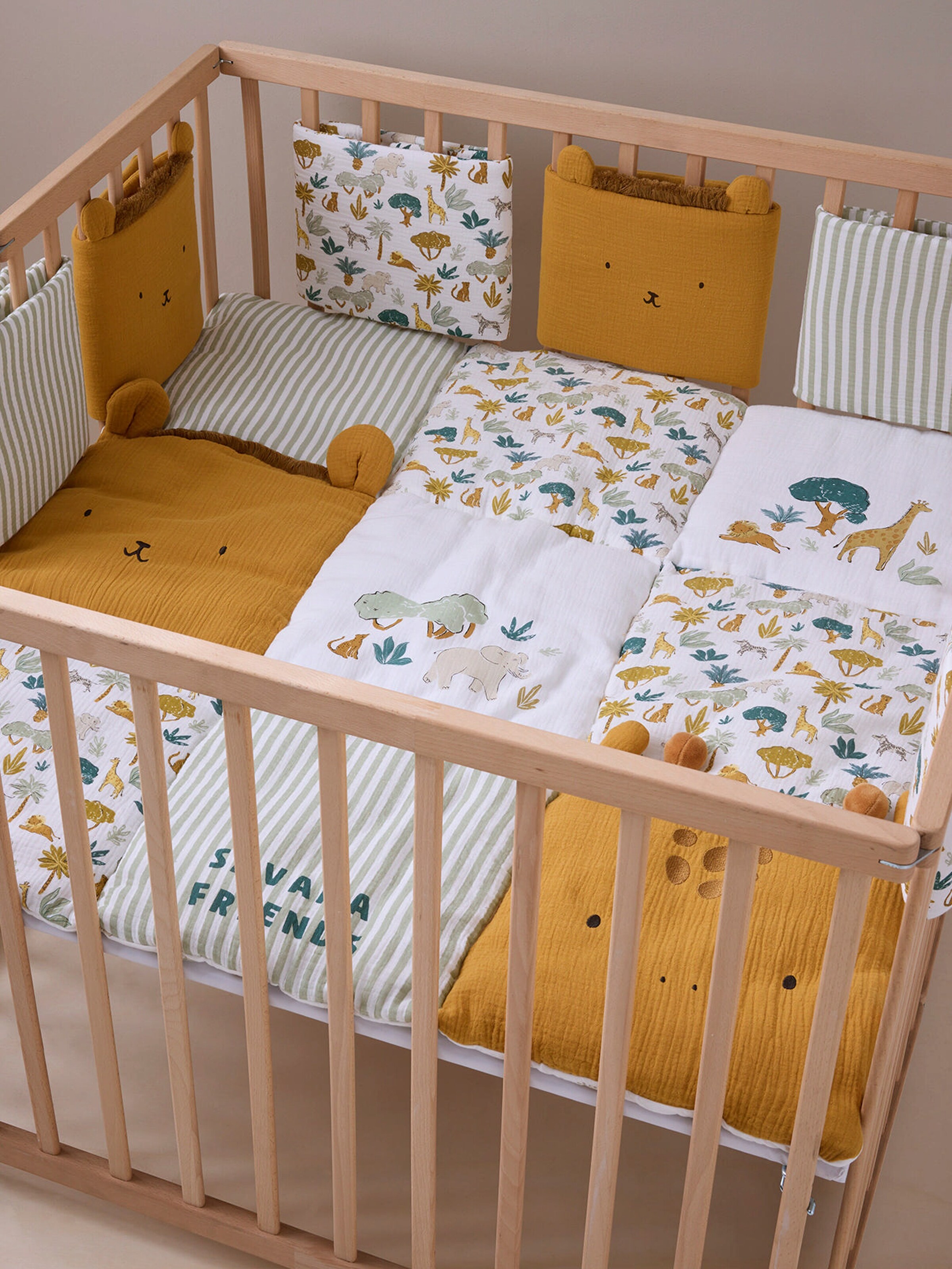 Vertbaudet Baby Patchwork-Spieldecke/Laufstalleinlage SAVANNE mehrfarbig