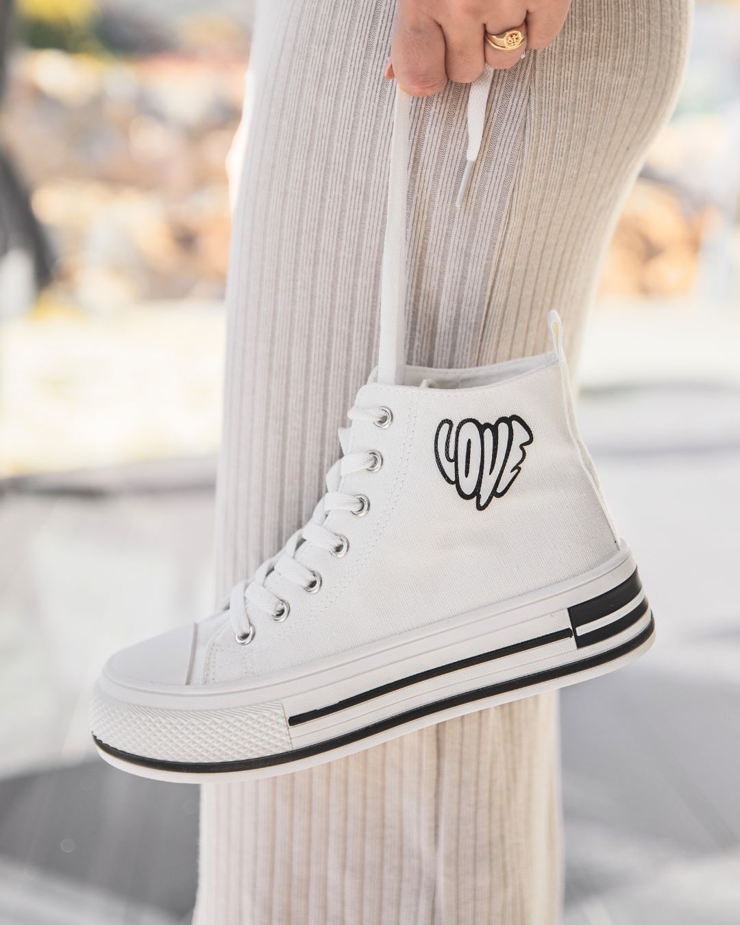 Basket femme blanche montante en toile - Linda