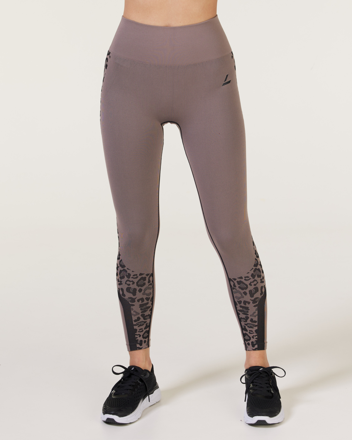 LEVITY Leopard Seamless Tights Brown Iron Leo