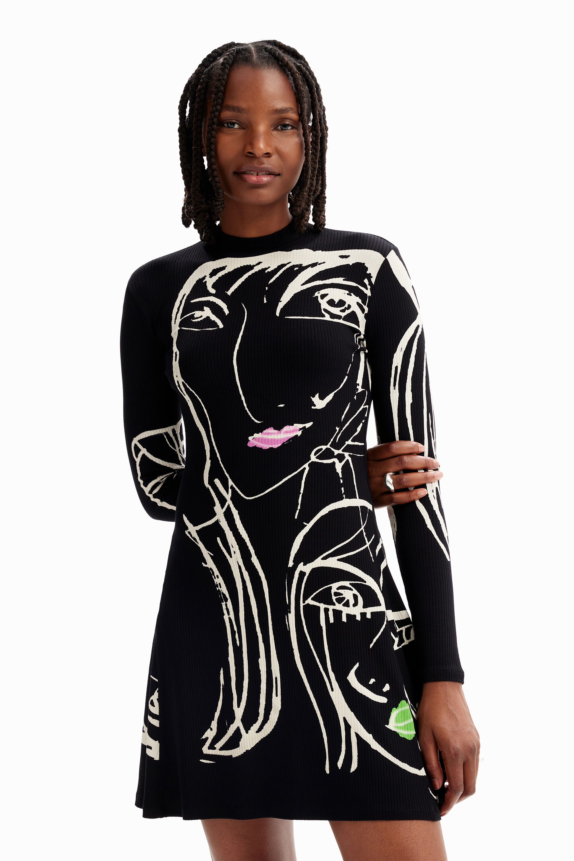 Robe courte patineuse visages
