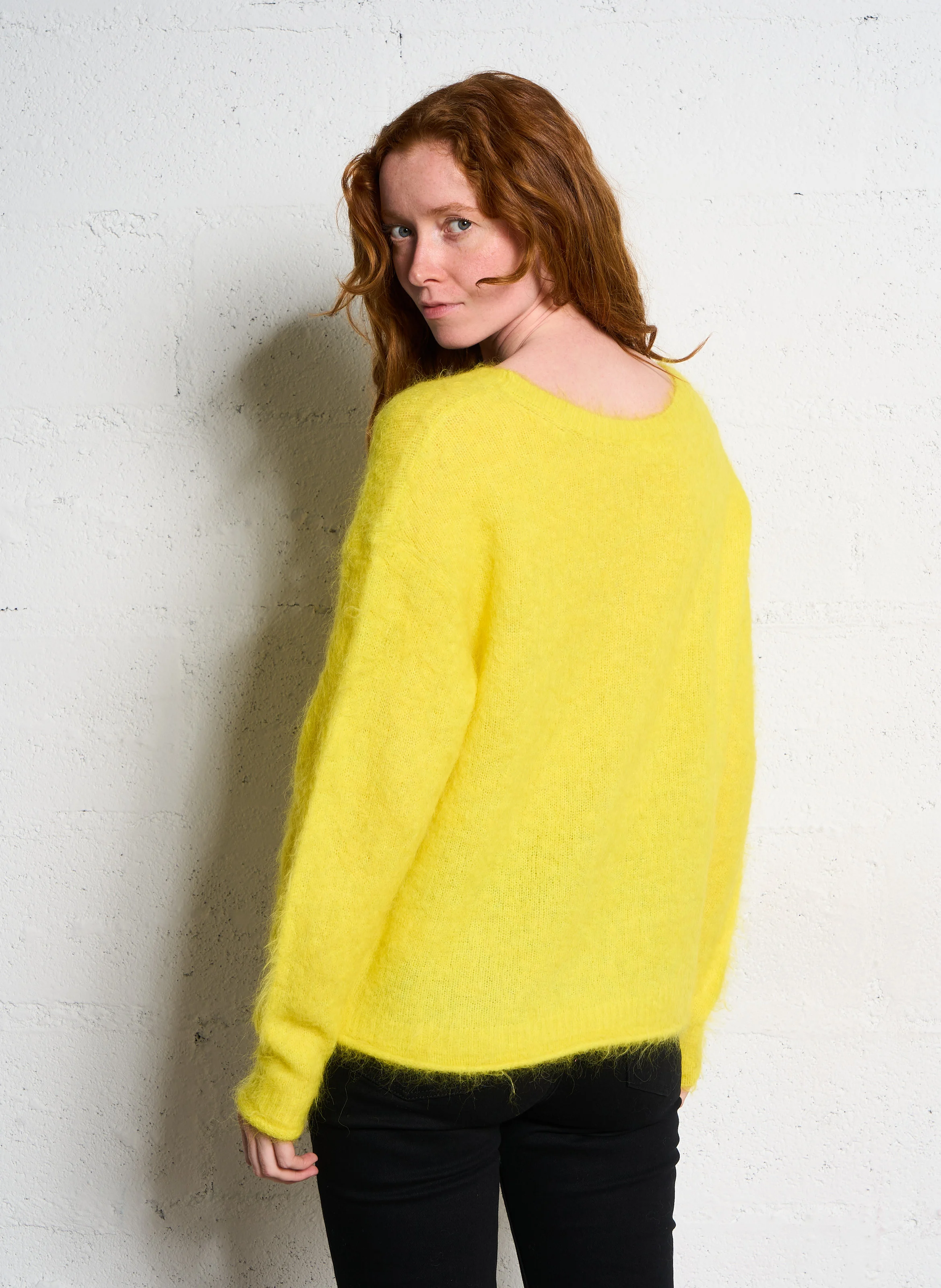 NUNY - Pull col V en laine mélangée | Jaune