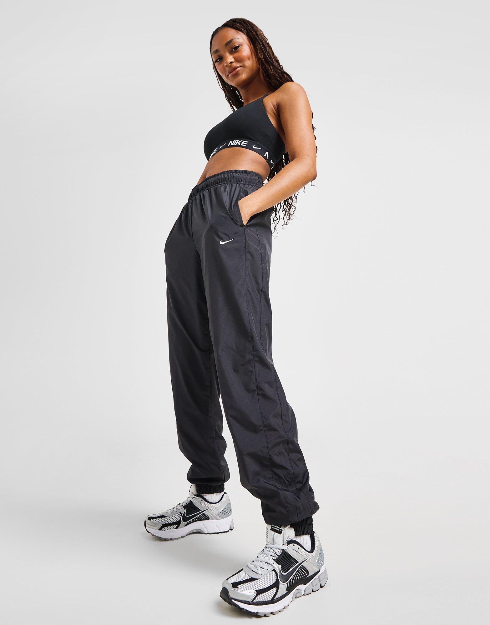 Nike Pantalon de survêtement Essential Femme