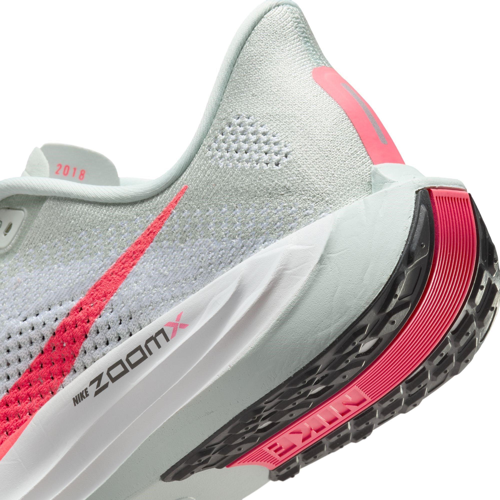 Nike Pegasus Plus Trainers Mens
