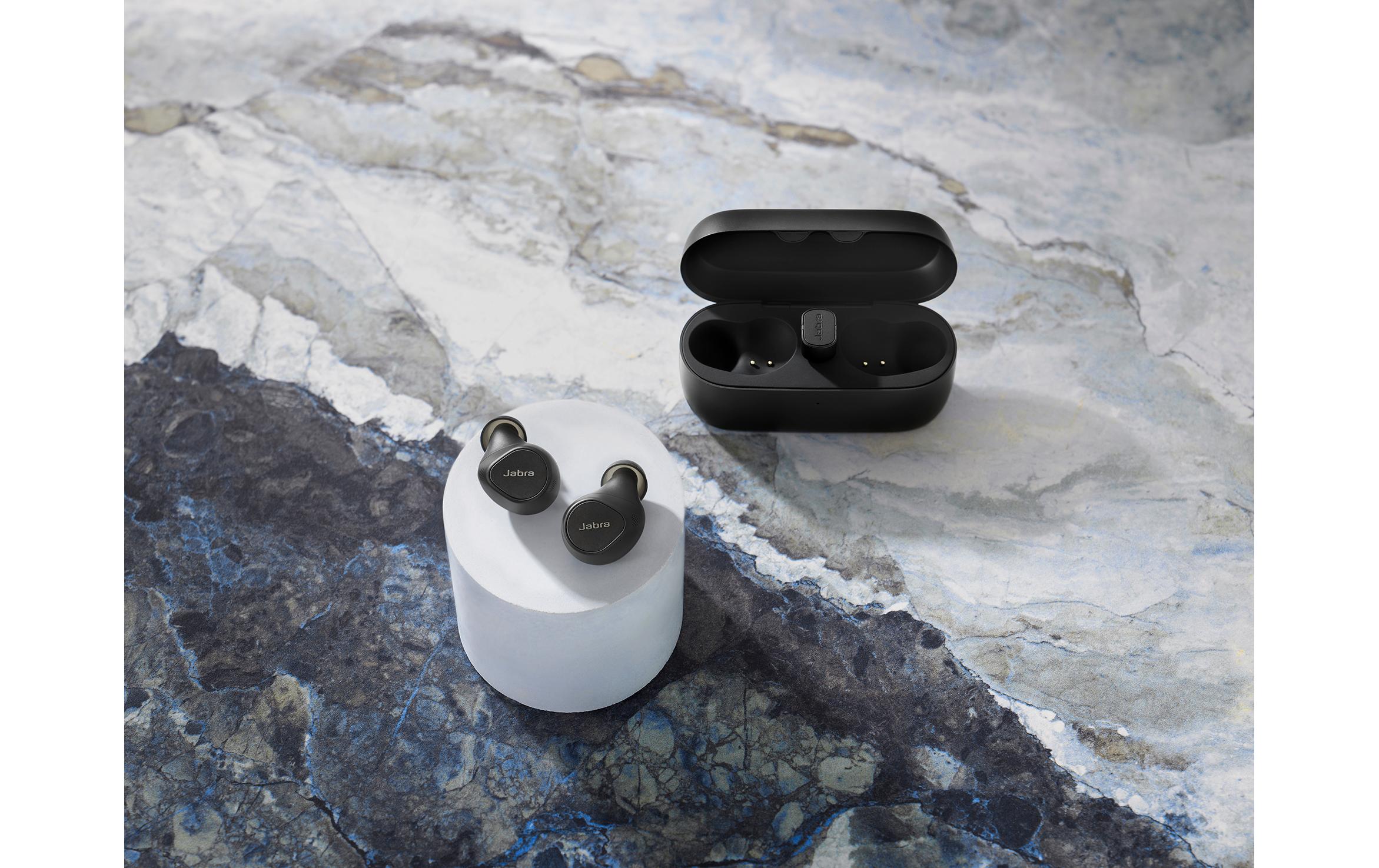 Headset Evolve2 Buds MS USB-C<br>Professionelle Anrufe unterwegs: Kompakte In-Ear-Bluetooth-Kopfhörer entwickelt für hybrides Arbeiten