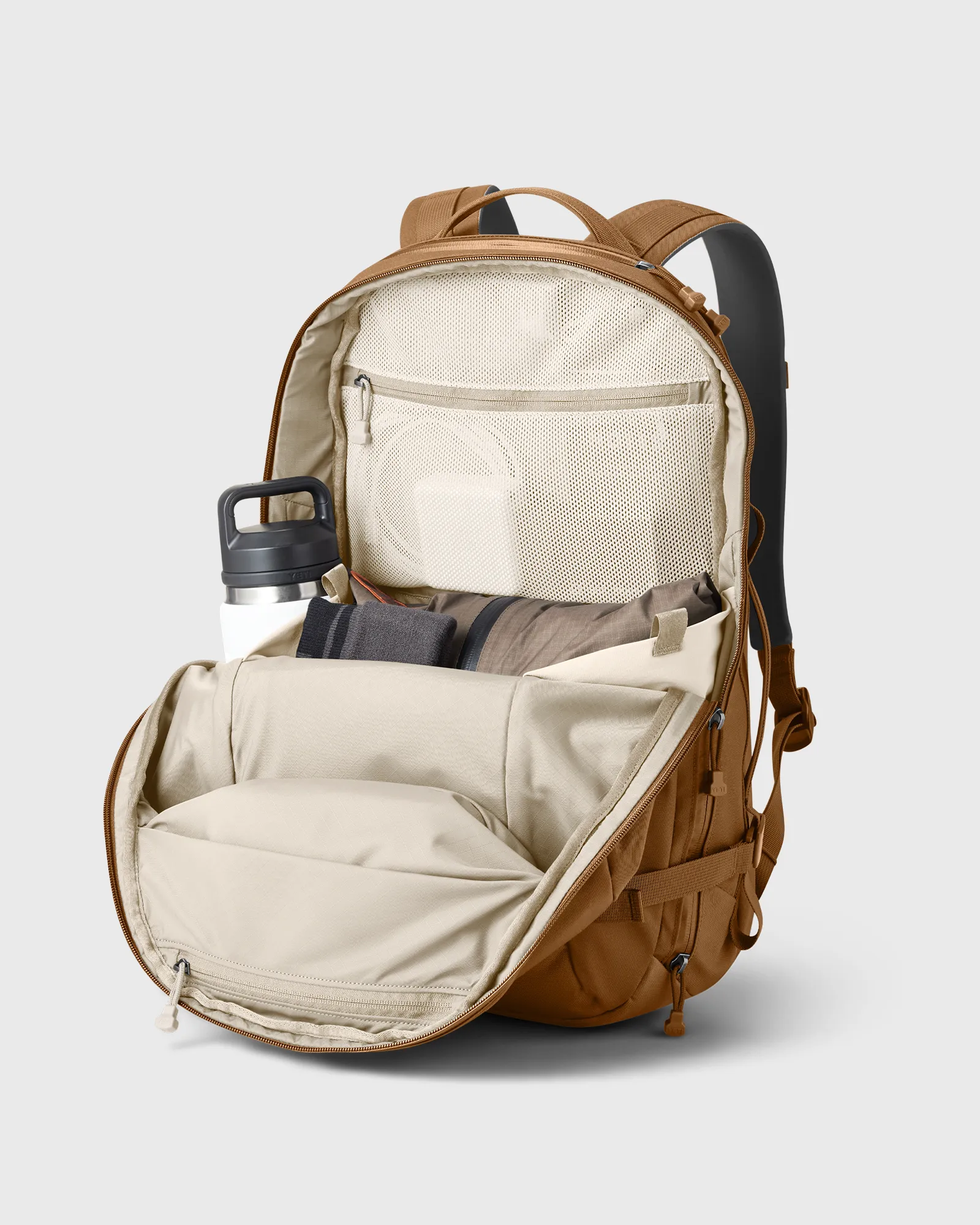 YETI Crossroads Backpack 27L