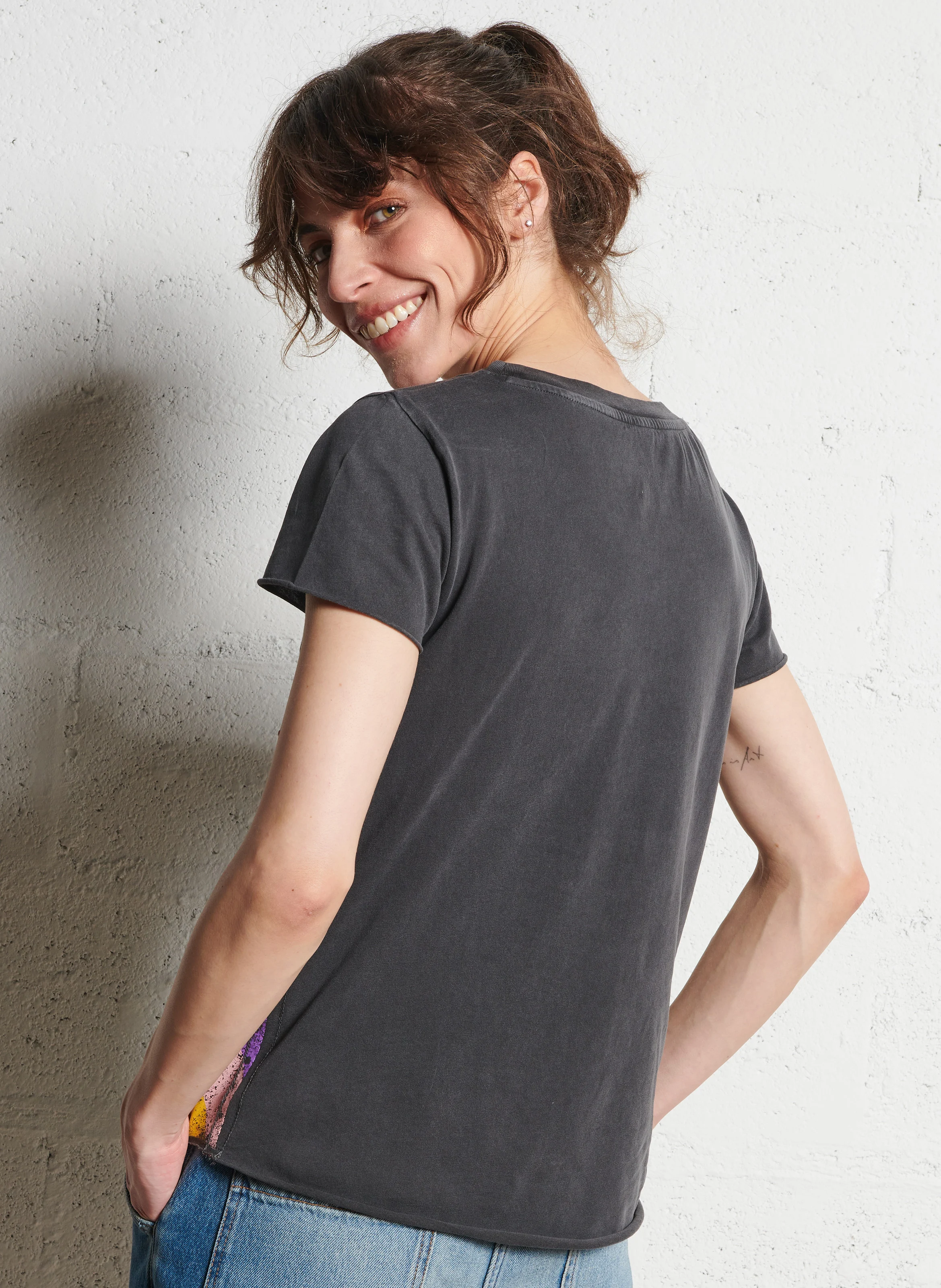 TORO - Tee-shirt droit col rond imprimé en coton bio | Noir