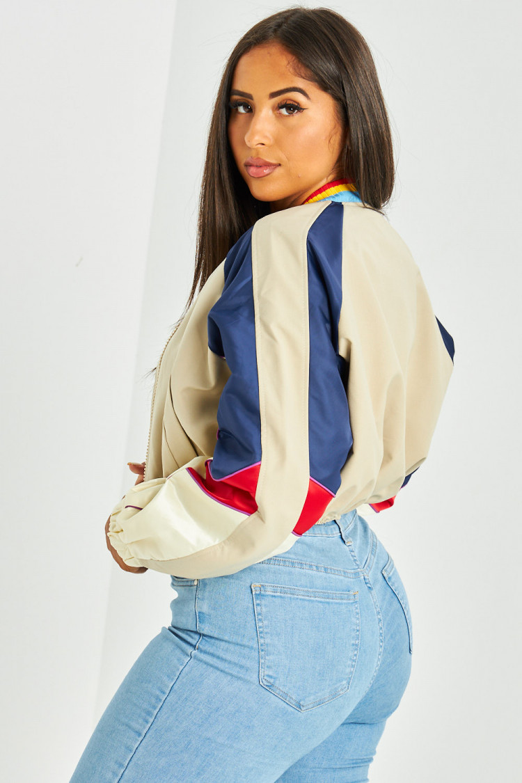 Veste courte beige colorée