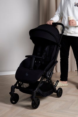 Beemoo Easy Fly Lux 4 Trille inkl Padded Transportveske, Jet Black
