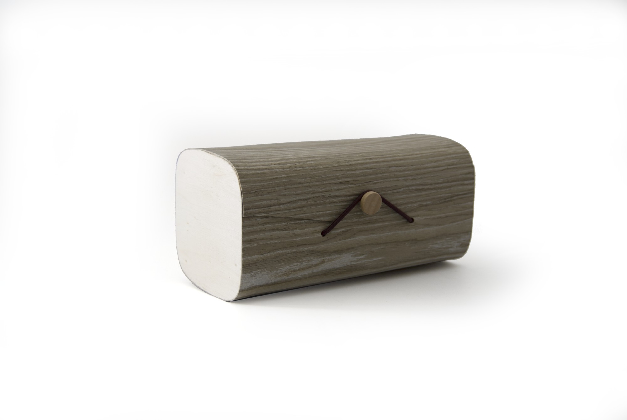 Box 'Rasa' mit Knopfverschluss, dunkles Furnier, T 9 cm, H 9 cm, B 18 cm von fischer's lagerhaus