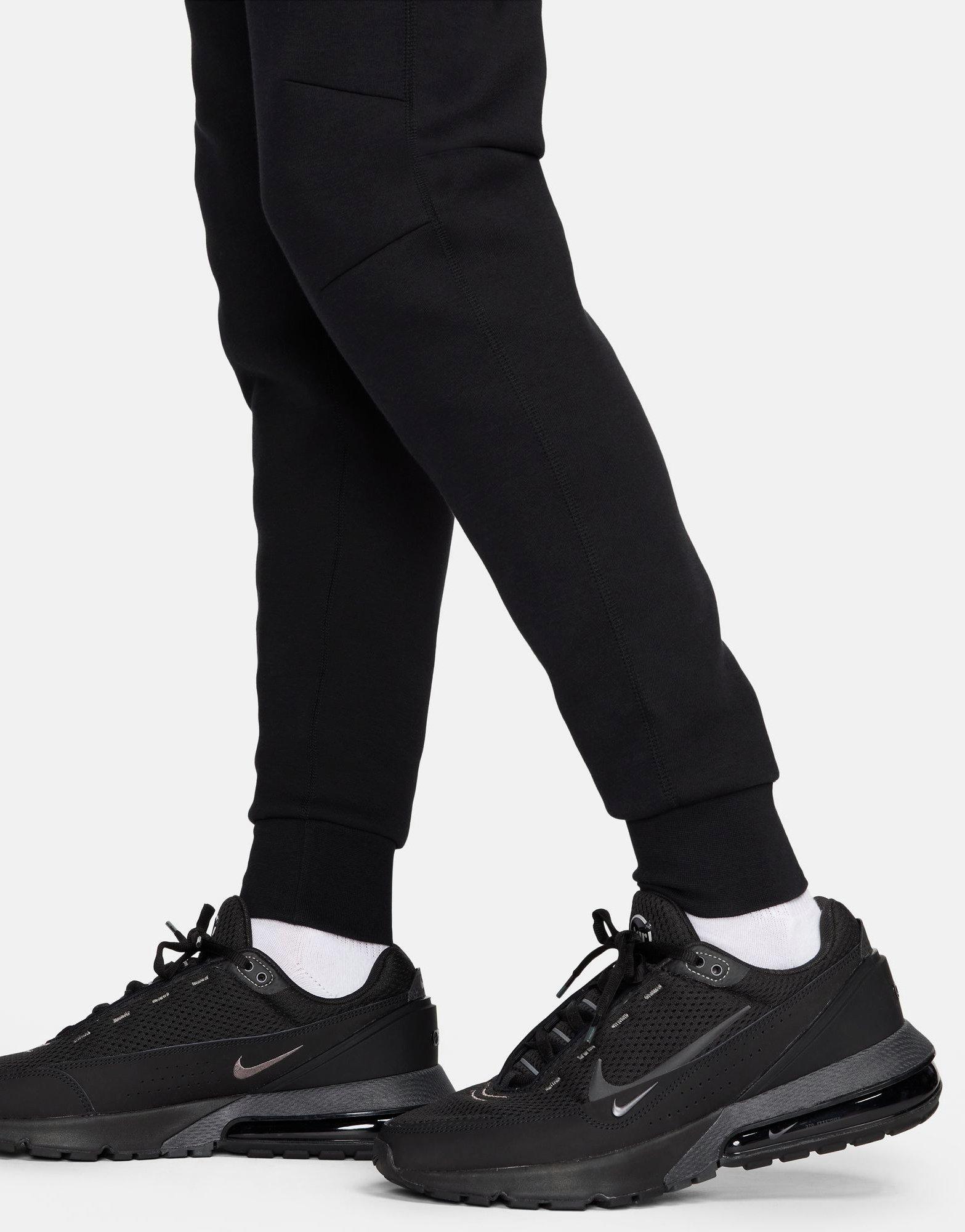 Nike Liverpool FC Tech Fleece Joggers Junior