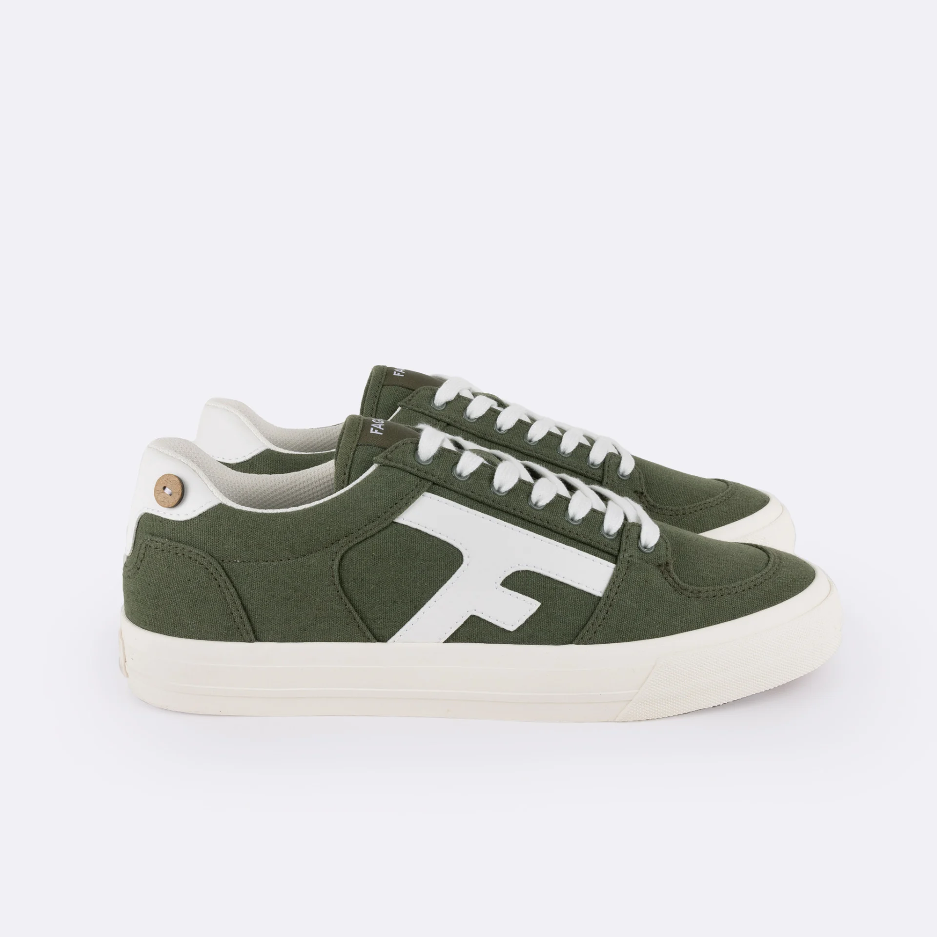Tennis kaki vegan coton et coton recyclé - modèle walnut