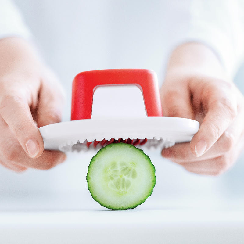 Mandojunior®  Gemüsehobel mit drei verschiedenen Stärken