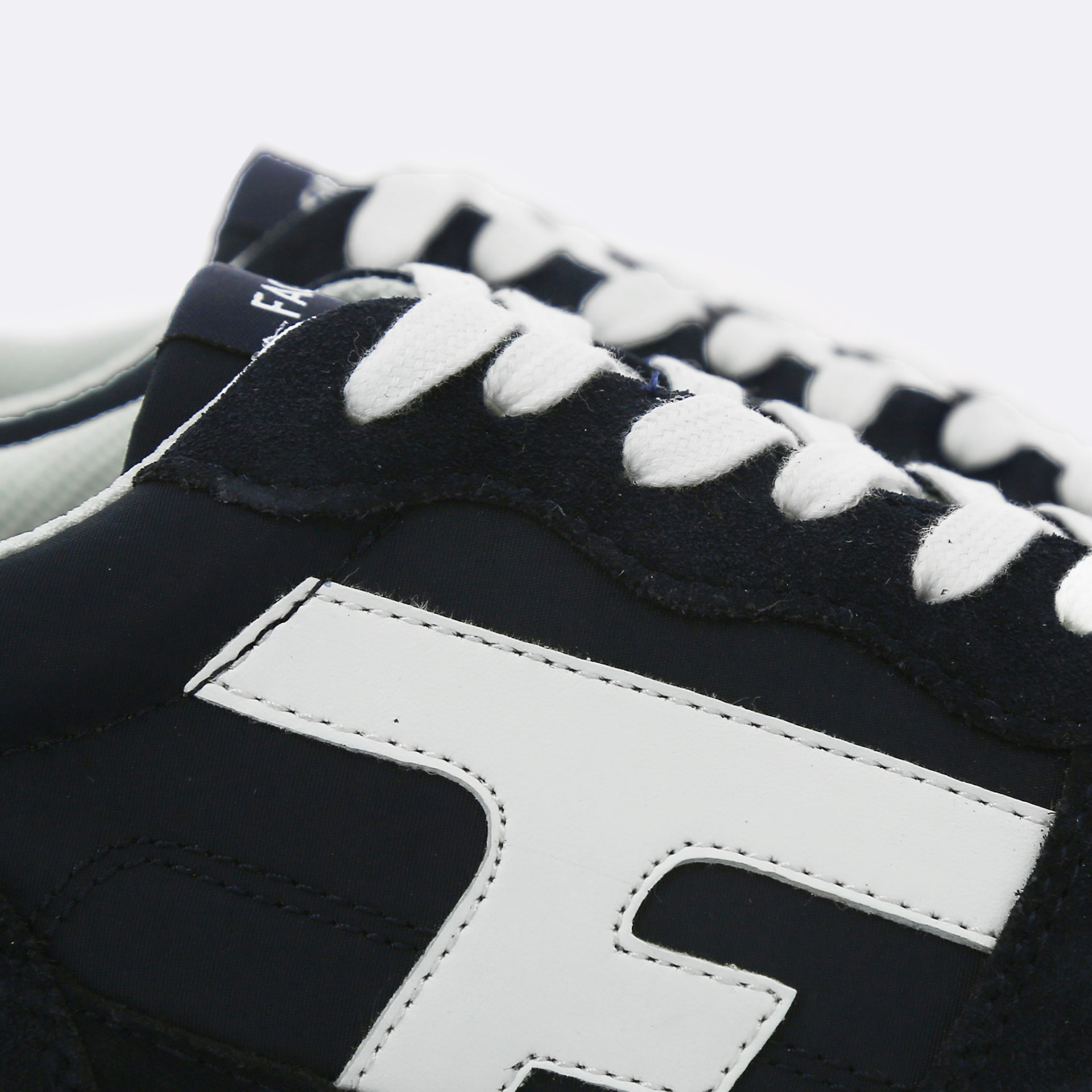Runnings marine & bleu Polyester recyclé et cuir - modèle Olive