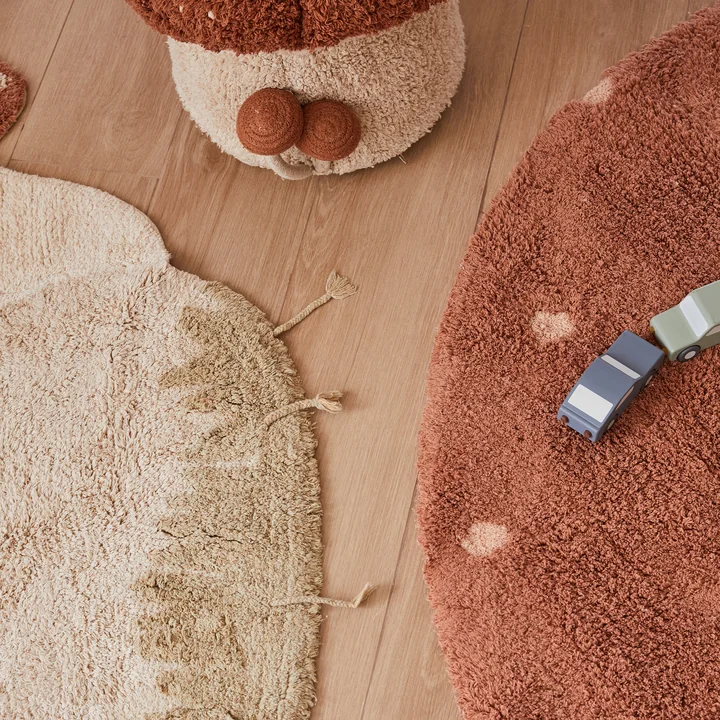 Lorena Canals - Round Dot Teppich, Ø 140 cm, chestnut / rose