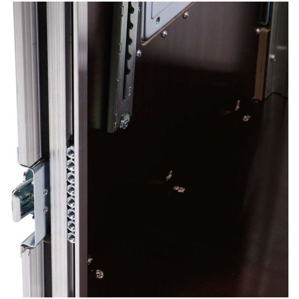 Thon Triple Door Live Rack 8HE 45