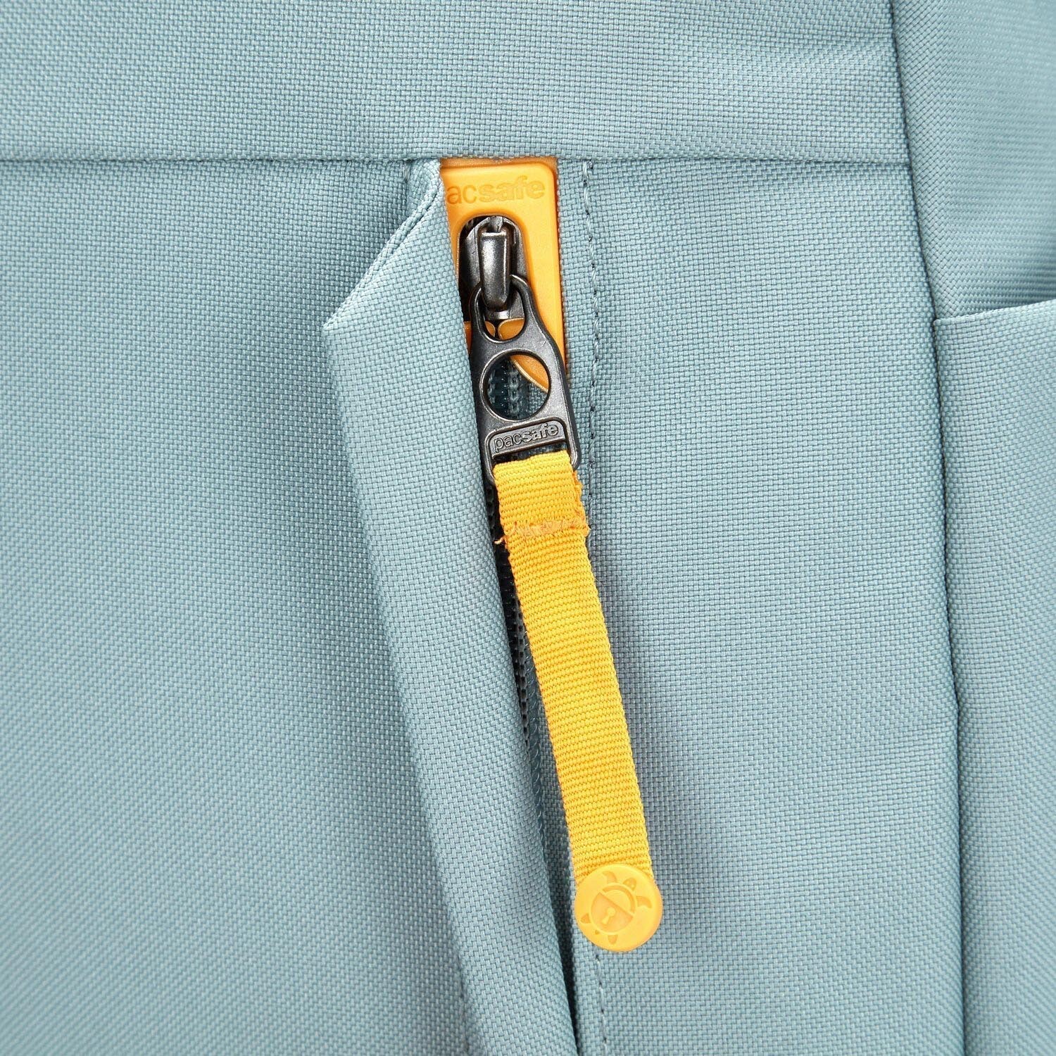 Pacsafe GO 15l Backpack