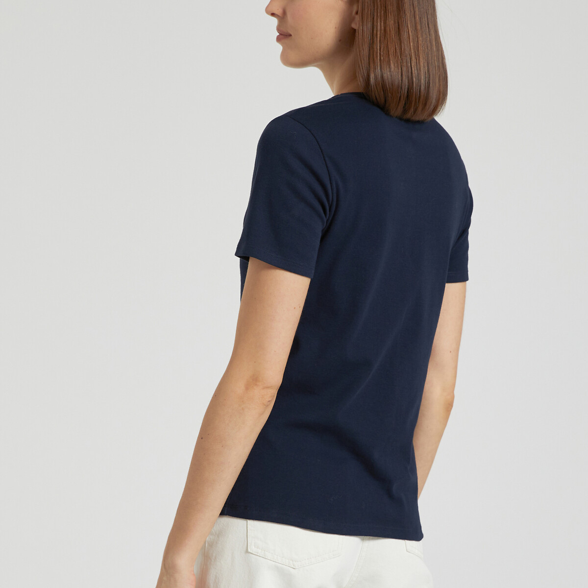 PETIT BATEAU<br>Camiseta icônica, decote em V, shorts