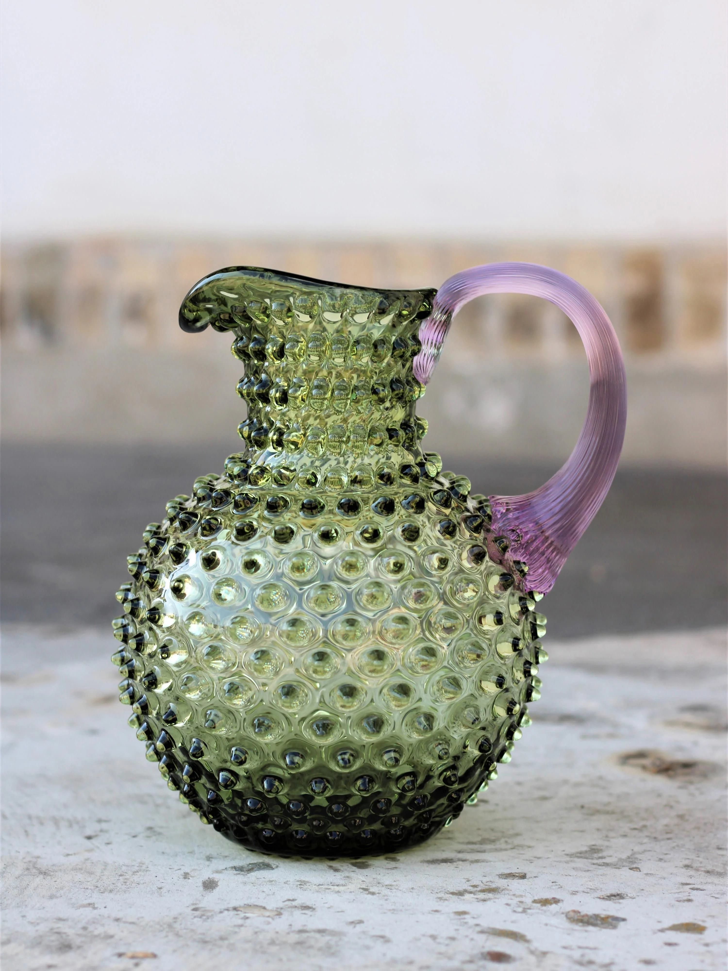 Mondgeblazen karaf Hobnail, 2 L