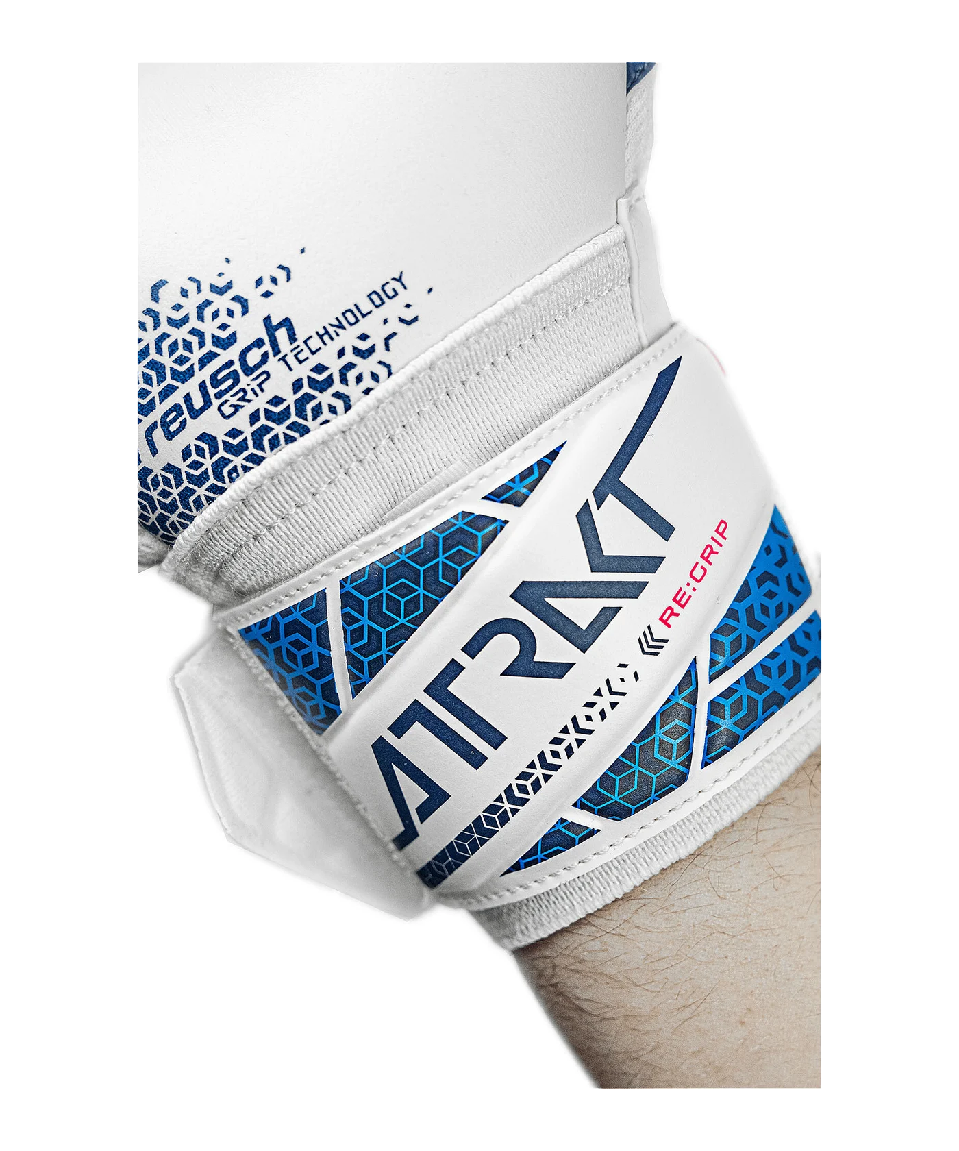 Reusch Attrakt Grip NC goalkeeper gloves blue F4310